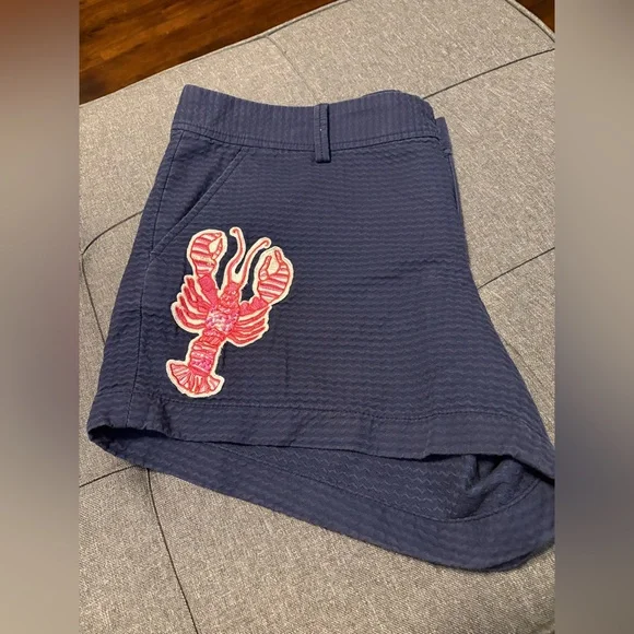 Lilly Pulitzer The Callahan Shorts Blue Beaded Embroidered Lobster Patch size 14 - Picture 2 of 12